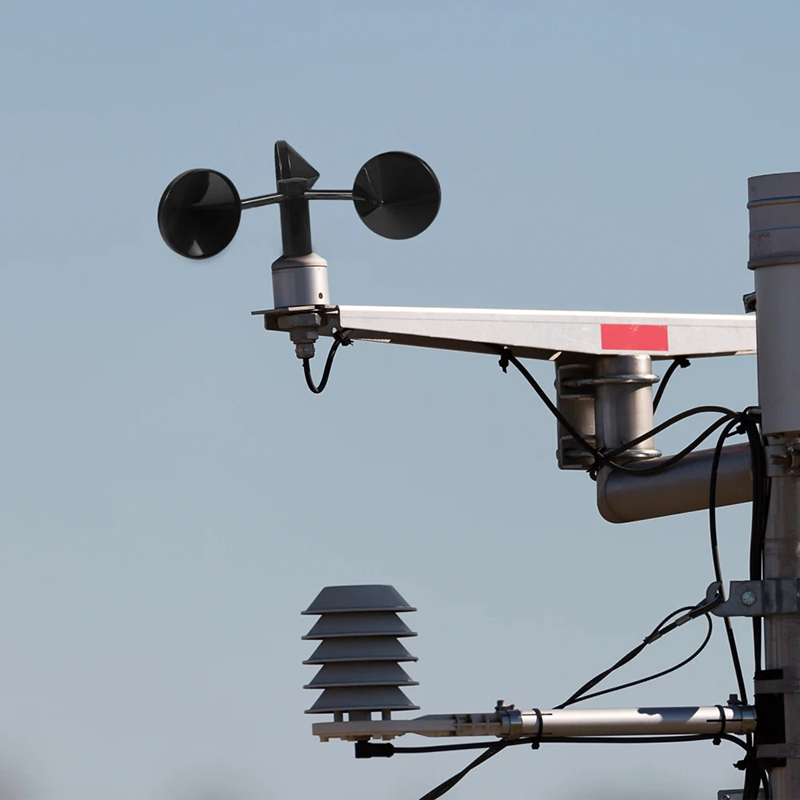 عرض جديد: مقياس سرعة الرياح، ج - مراجعة Anemometer Wind Speed وسعره